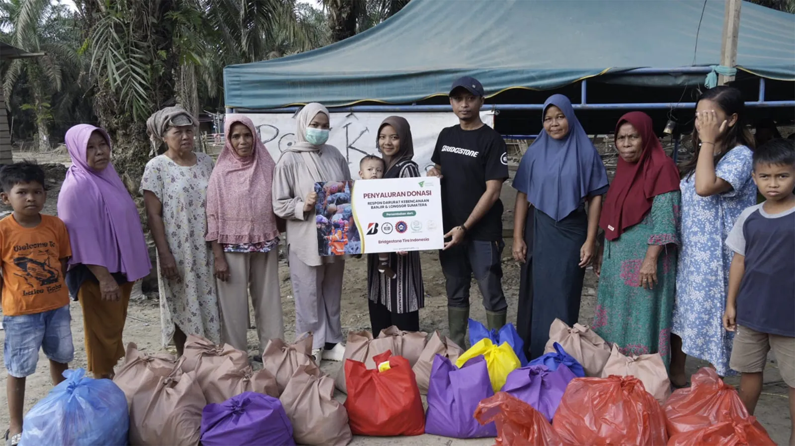 Humanitarian aid from Bridgestone Indonesia for Sumatra flood victims